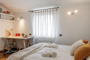 Strykjärn/strykbräda, resesäng och gratis wi-fi