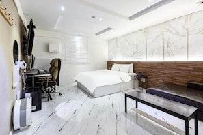 Double Room | Desk, laptop workspace, free WiFi - SHOTEL (Bucheon)