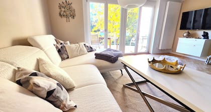 Moderne gepflegte und gemütliche Ferienwohnung in Donaustauf bei Regensburg 3 SZ