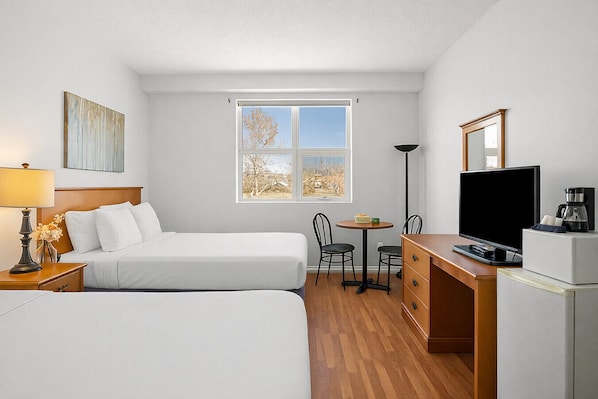 Schreibtisch, Bügeleisen/Bügelbrett, kostenloses WLAN, Bettwäsche