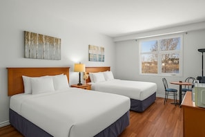 Schreibtisch, Bügeleisen/Bügelbrett, kostenloses WLAN, Bettwäsche