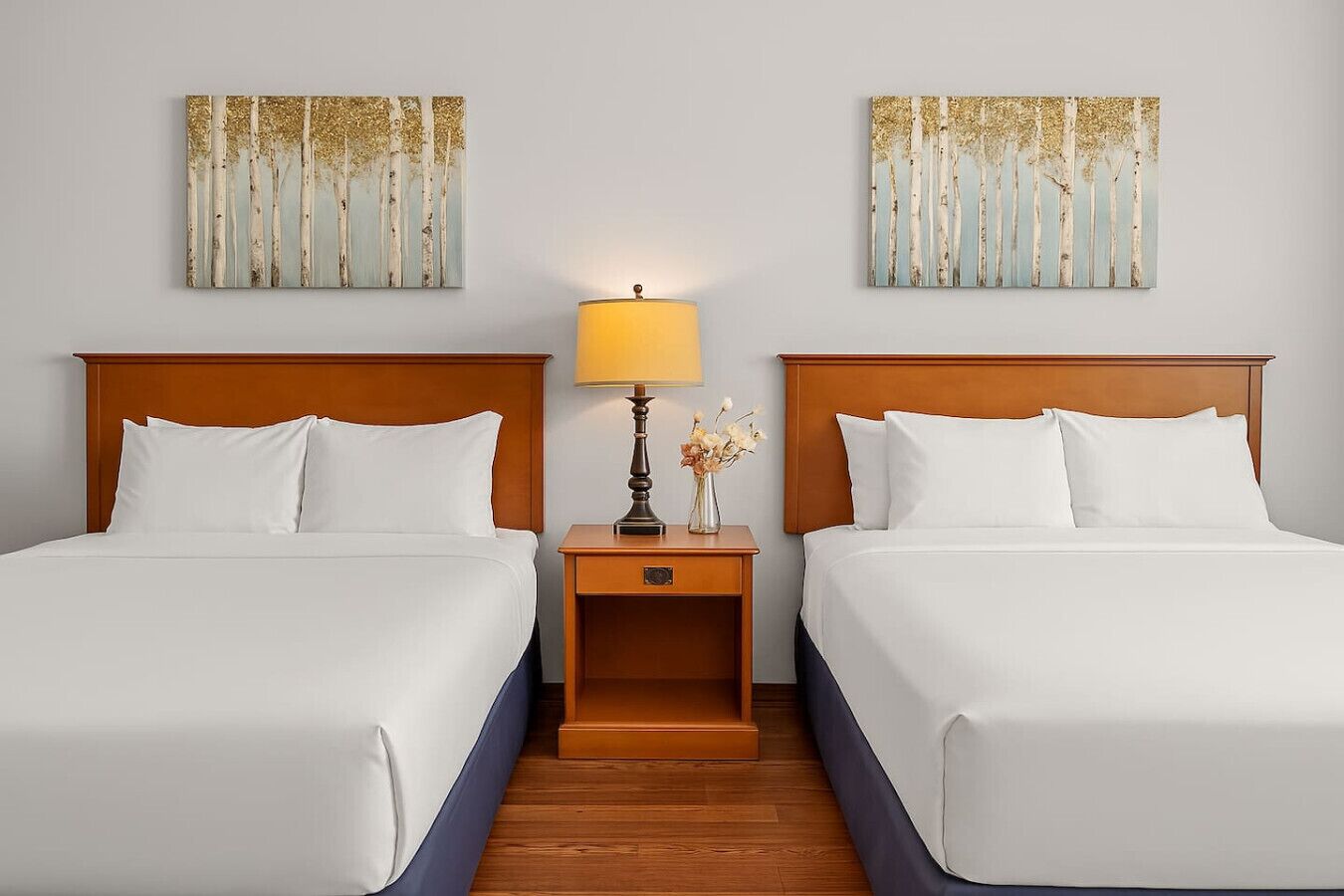 Schreibtisch, Bügeleisen/Bügelbrett, kostenloses WLAN, Bettwäsche