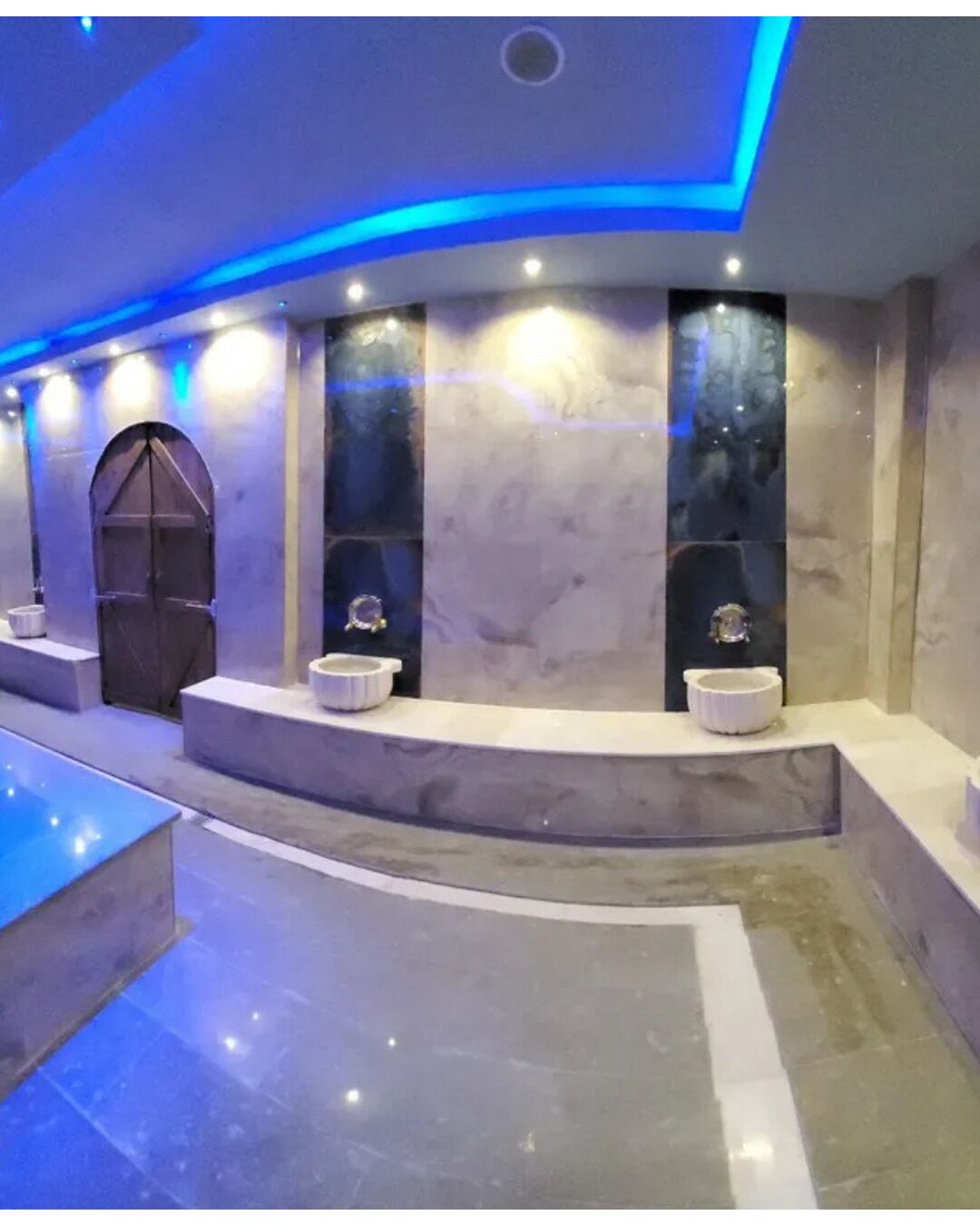 Sauna, hot tub, steam room, Turkish bath, body treatments, hydrotherapy