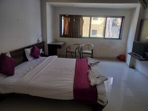 Deluxe Double or Twin Room - Hotel Saiba Lodging  (Paud)