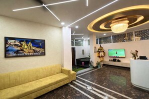 Reception - Room Racers (Varanasi)