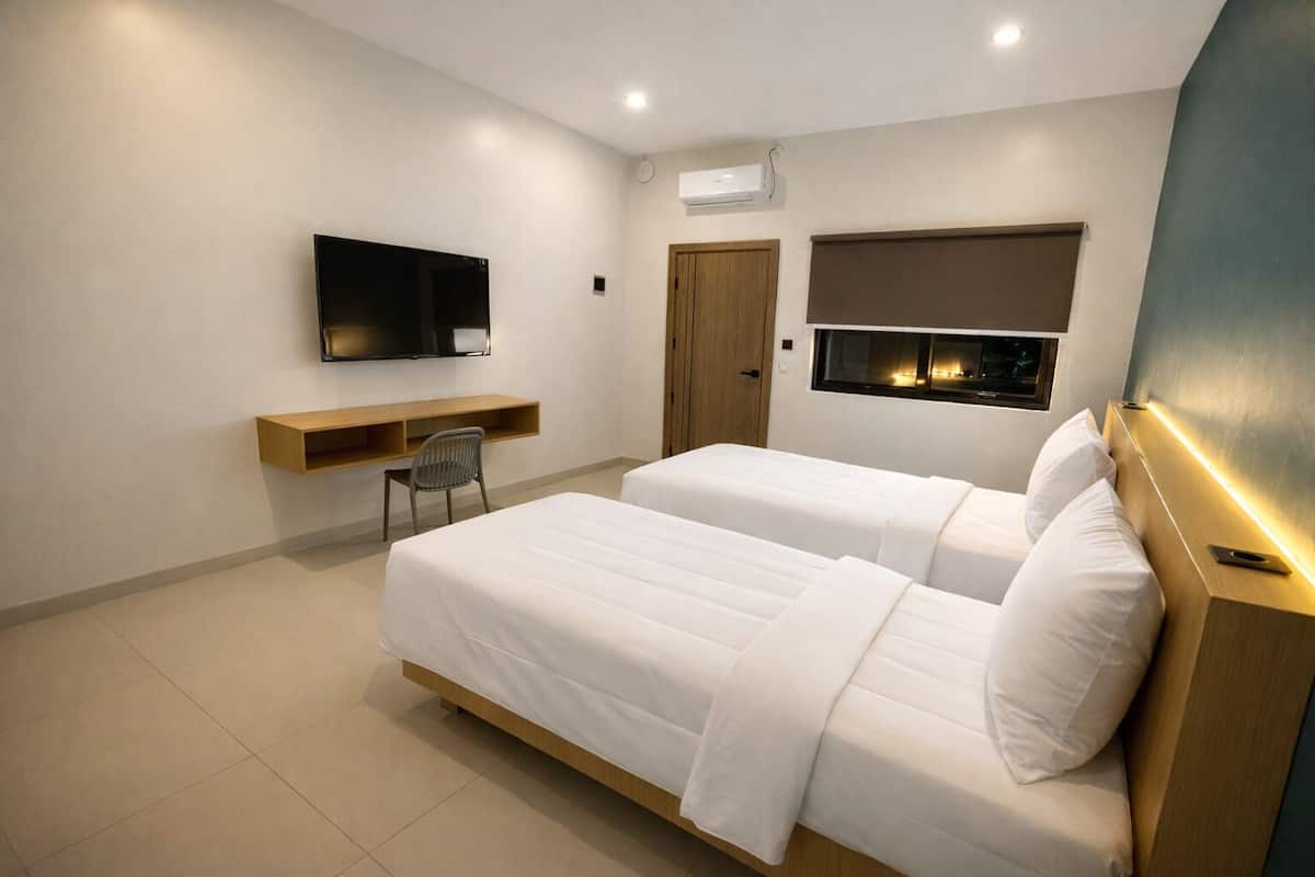 Deluxe Room | Free WiFi
