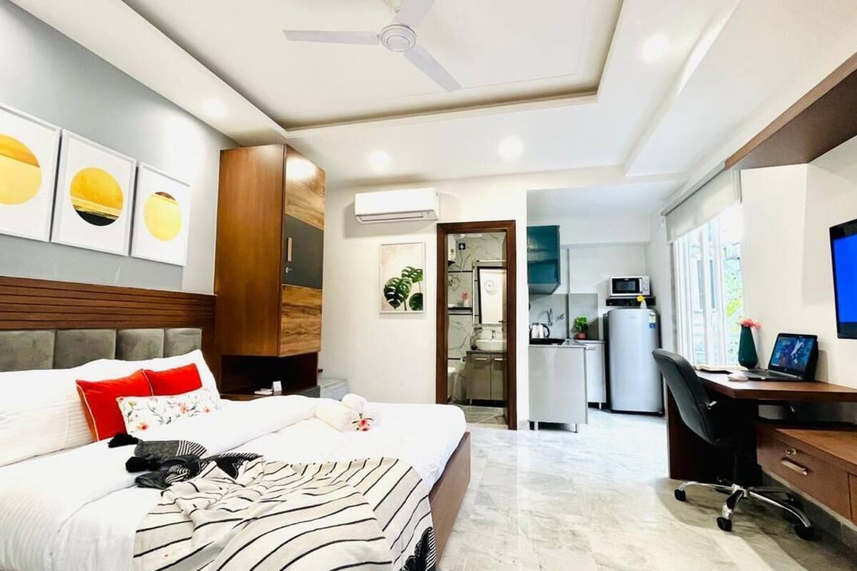 Basic Single Room | Desk, laptop workspace, free WiFi