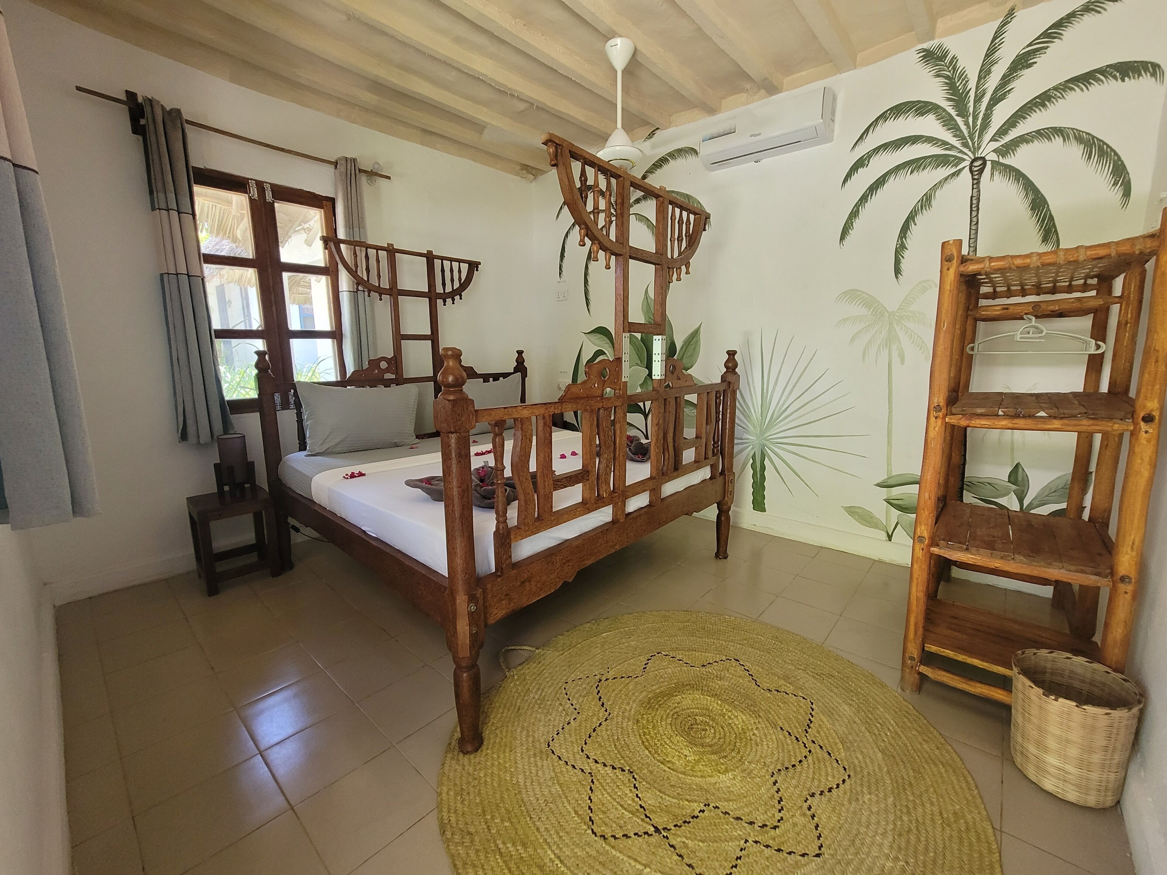 Caja de seguridad en la habitación y wifi gratis 