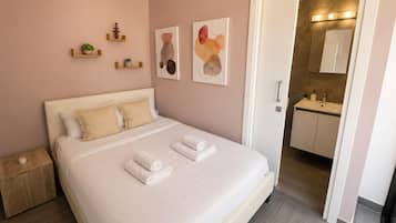 Apartemen, 1 Tempat Tidur Double, dapur kecil, pemandangan kota | Seprai katun Mesir, seprai premium, dan tirai kedap cahaya