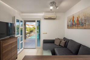Living area - Villa 5 Elements (Žestilac)