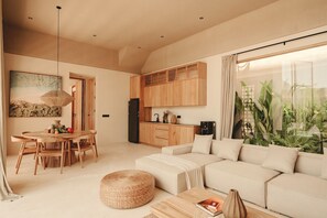 Vila, 3 quartos, vista para a piscina | Área de estar