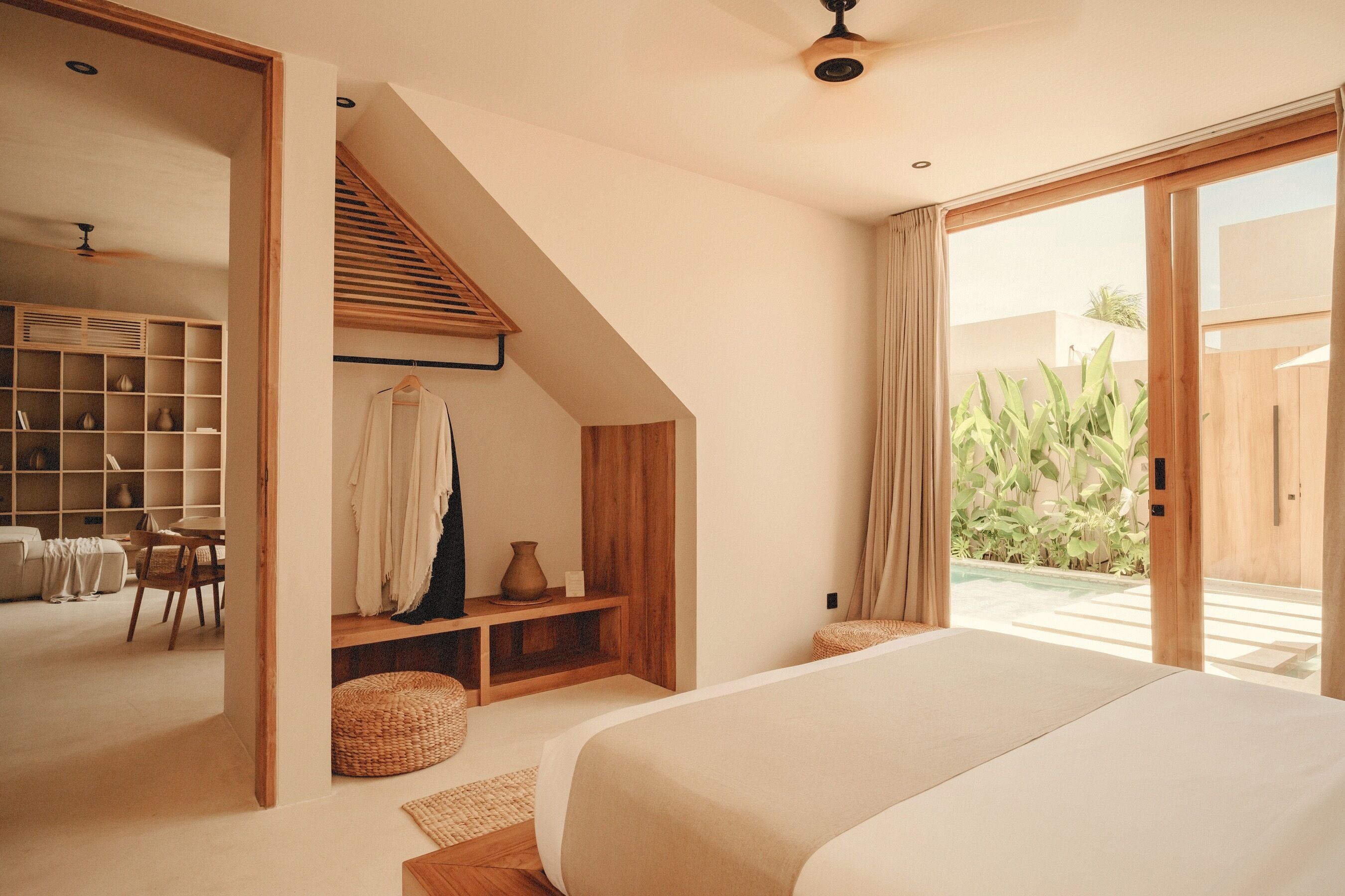 Vila, 3 quartos, vista para a piscina | Roupas de cama premium, ferros/tábuas de passar roupa, Wi-Fi de cortesia