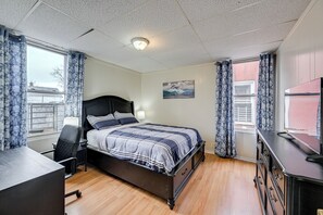 1 bedroom, iron/ironing board, Internet, bed sheets