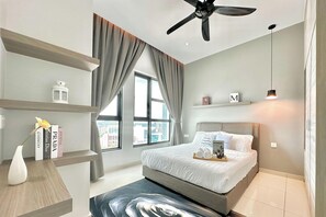 Comfort-Apartment, 3 Schlafzimmer, Stadtblick | Verdunkelungsvorhänge, Bügeleisen/Bügelbrett, kostenloses WLAN