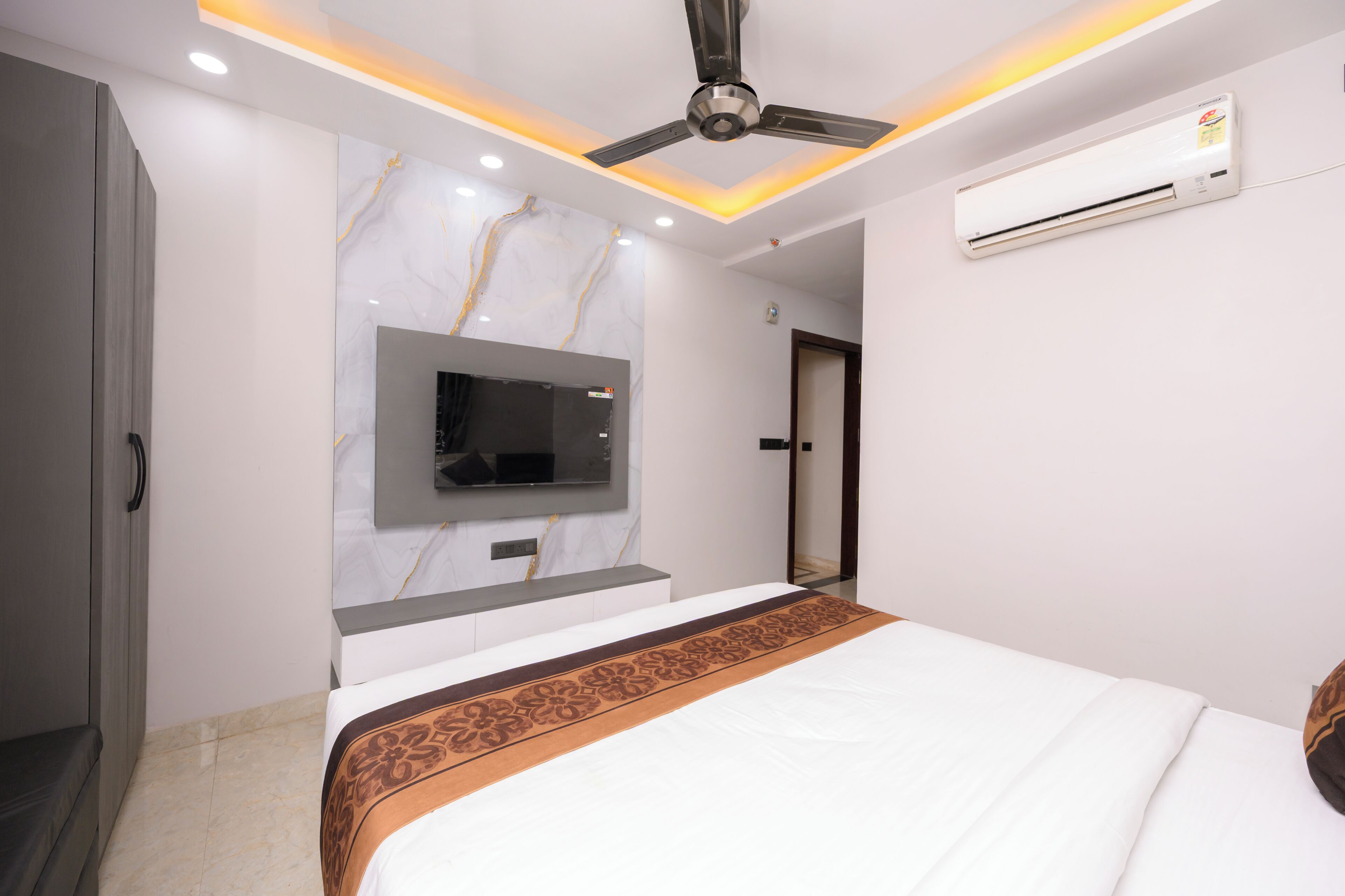 Chambre Deluxe | Bureau, espace de travail pour ordinateurs portables