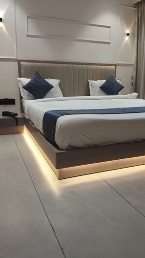 Chambre Premium | Bureau, espace de travail pour ordinateur portable, Wi-Fi gratuit