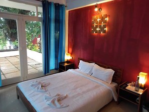 Economy Room, Courtyard View | Laptop workspace, free WiFi - Casa de julio (Britona)