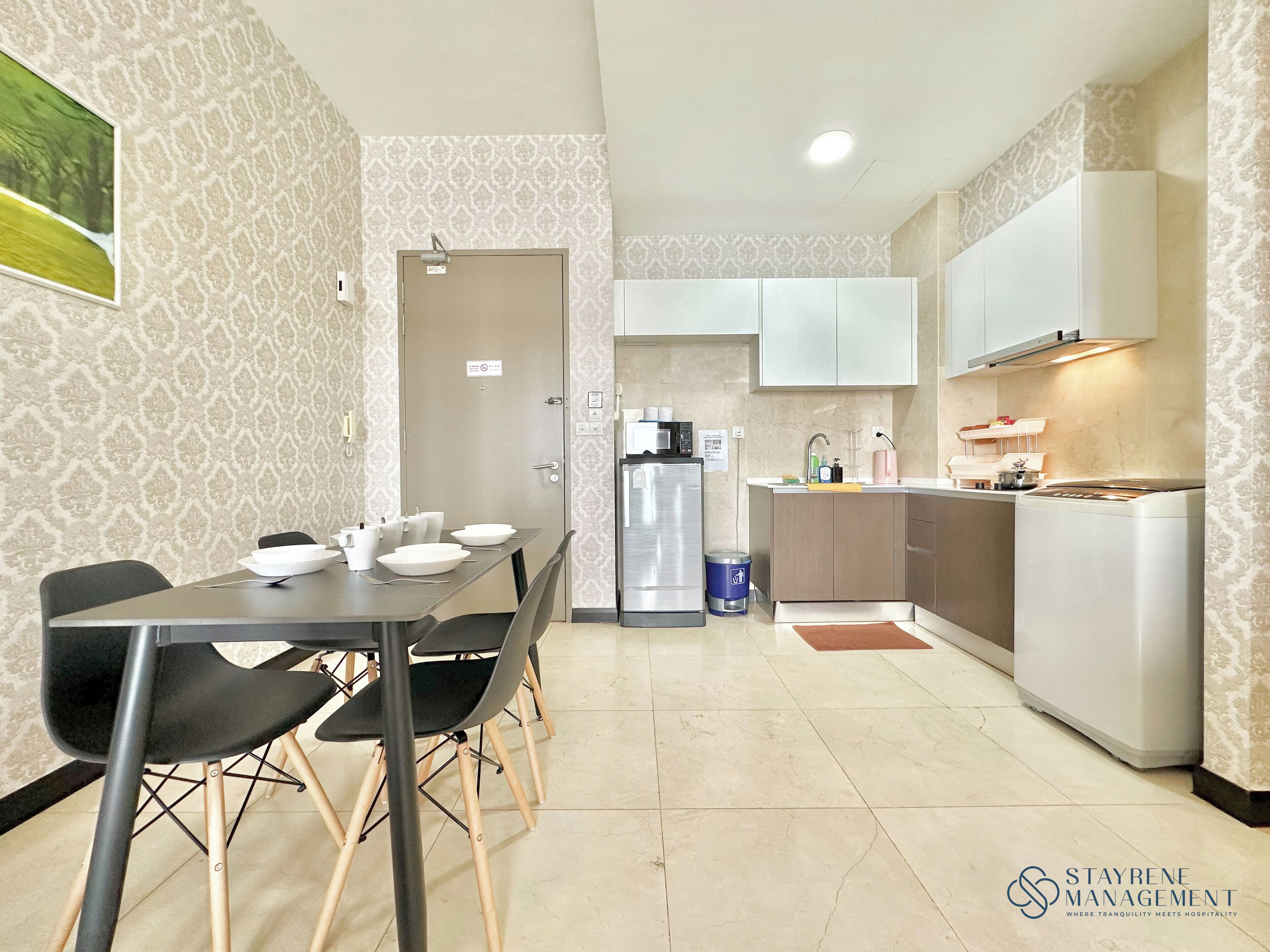 Deluxe Apartment, 2 Bedrooms, Balcony, Sea View | Private kitchen