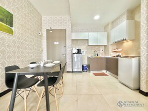 Deluxe Apartment, 2 Bedrooms, Balcony, Sea View | Private kitchen - Silverscape Residence Sea ViewbyStayrene (Melaka)