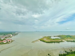 Deluxe Apartment, 2 Bedrooms, Balcony, Sea View | Beach - Silverscape Residence Sea ViewbyStayrene (Melaka)