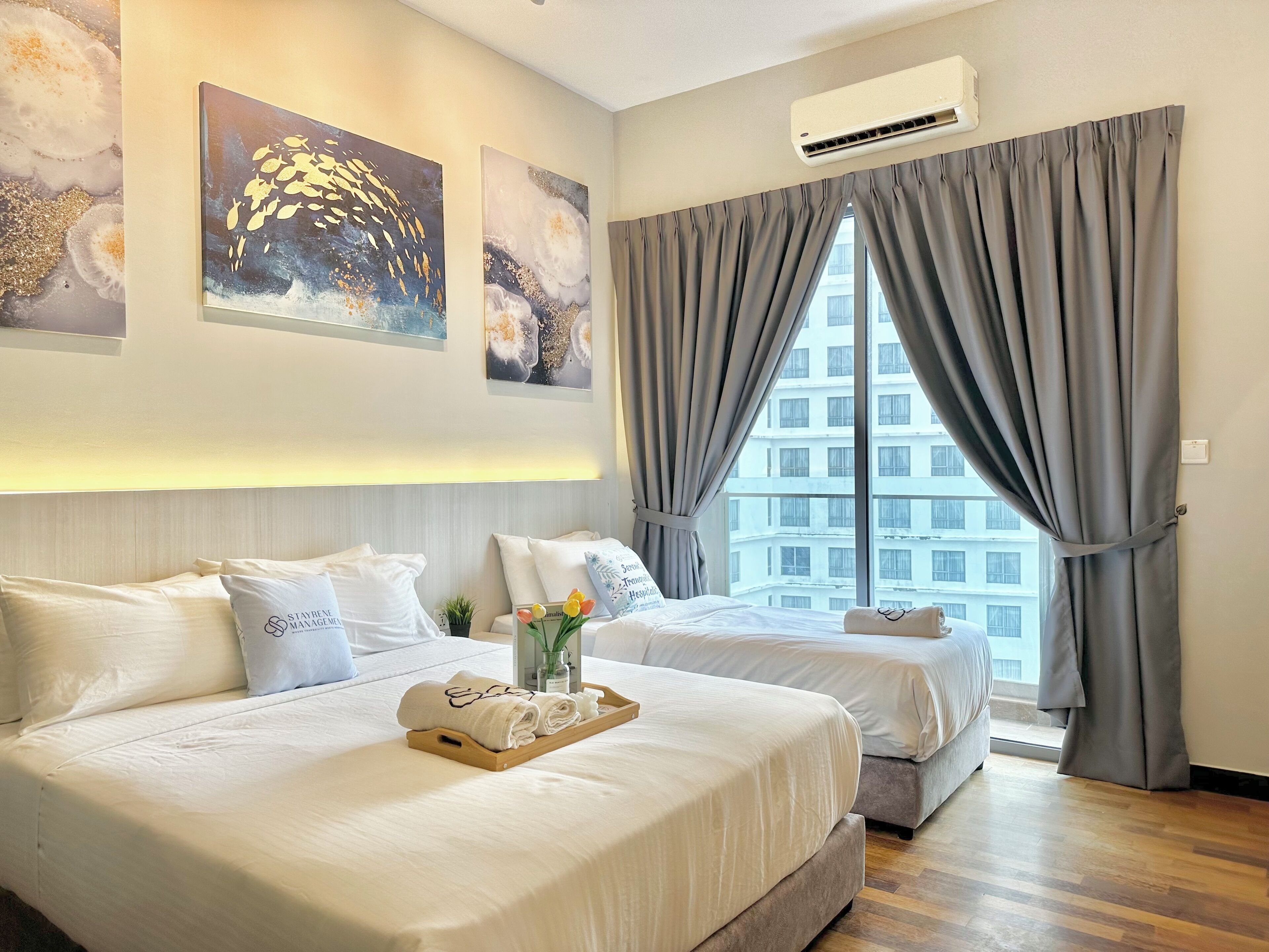 Luxury Studio, Multiple Beds, Balcony, City View