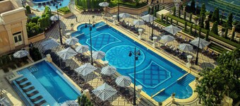 Paiza Lofts at Parisian