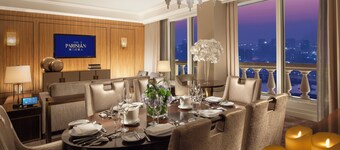 Paiza Lofts at Parisian