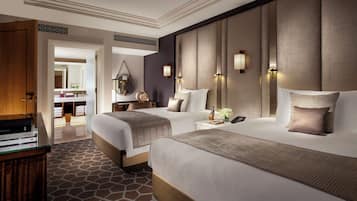 Premium bedding, in-room safe, desk, laptop workspace