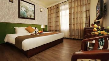 Phòng đôi hoặc 2 giường đơn Deluxe, quang cảnh thành phố | Két bảo mật tại phòng, phòng cách âm, bàn ủi/dụng cụ ủi quần áo