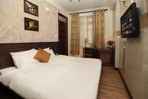 In-room safe, soundproofing, iron/ironing board, free WiFi - Hanoi Golden Lotus & Spa (Hanoi)