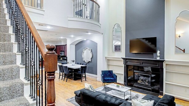 Smart TV - 111 3BR The R&R Uptown Galleria Dream House 127. (Houston)
