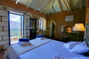 2 bedrooms, desk, iron/ironing board, free WiFi - Private traditional villa Chrysa with sea - mountain views 3km from sandy beach (exopolis)