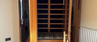 Charming Retreat With Sauna, Dog Swimming Pool, and Rural Charm