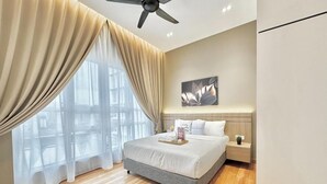 Apartment, 3 Bedrooms, Balcony, City View