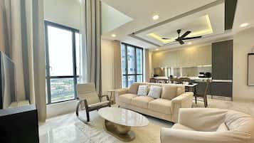 Comfort maisonnette, 3 slaapkamers, uitzicht op de stad | Woonruimte