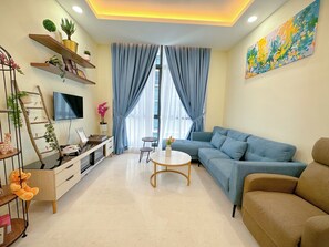 Living area - Setia Sky 88 Johor Bahru by Stayrene (Johor Bahru)