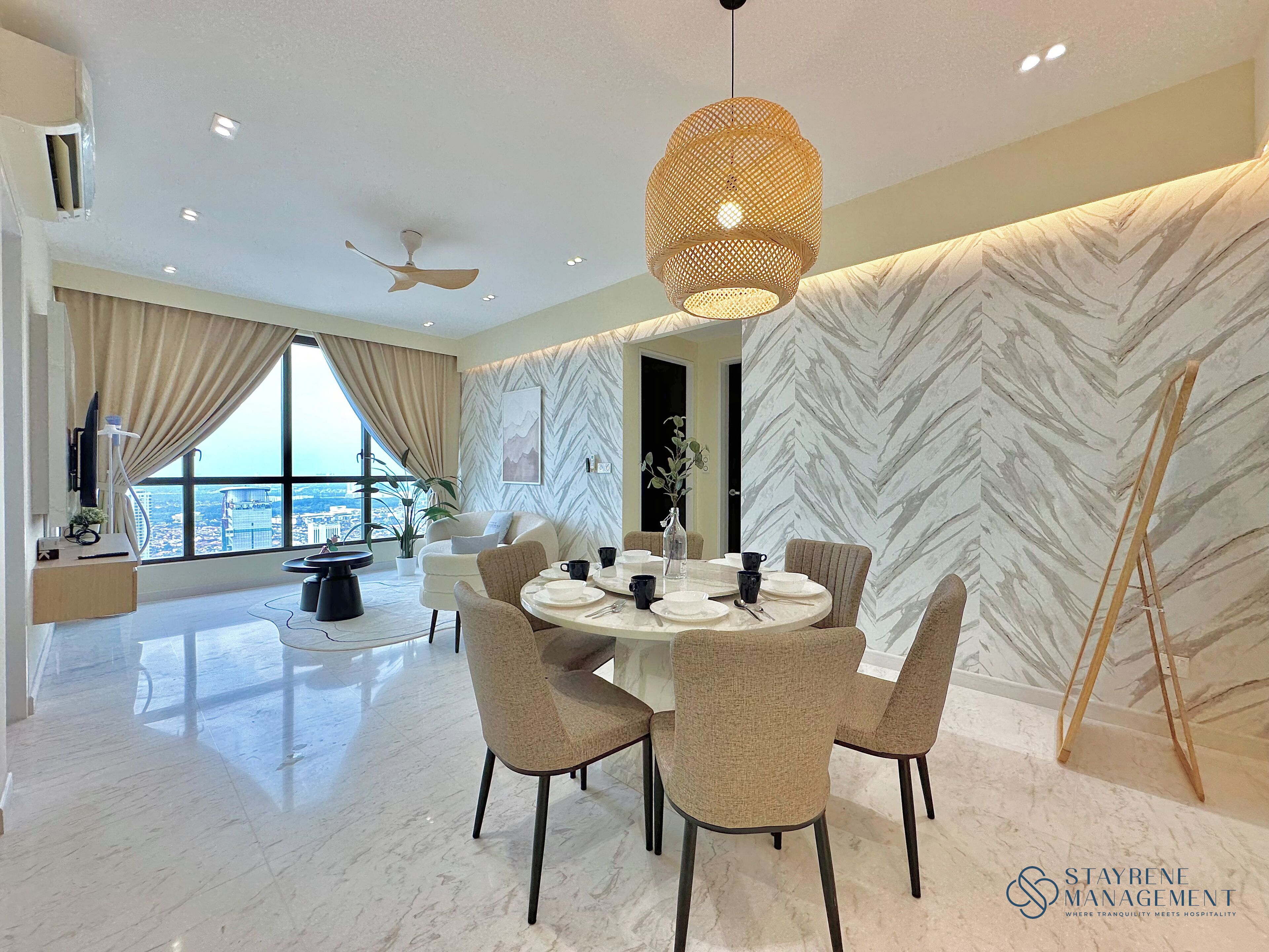 デラックス アパートメント 3 ベッドルーム シティビュー | レストラン