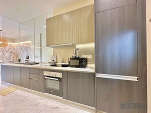 Private kitchen - Setia Sky 88 Johor Bahru by Stayrene (Johor Bahru)