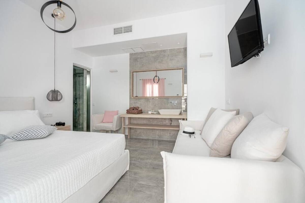 Chambre Deluxe double | Coffre-fort, fer et planche à repasser, accès au Wi-Fi (inclus)