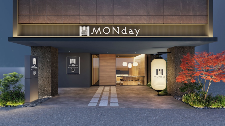 Premium Apart MONday HAMAMATSUCHO Station