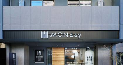 Premium Apart MONday HAMAMATSUCHO Station