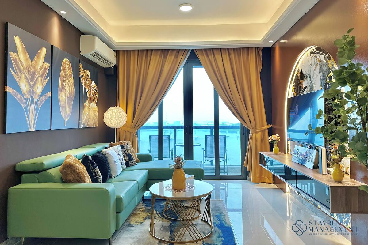 Luxury Apartment, Multiple Beds, Sea View | Living area | Flat-screen TV