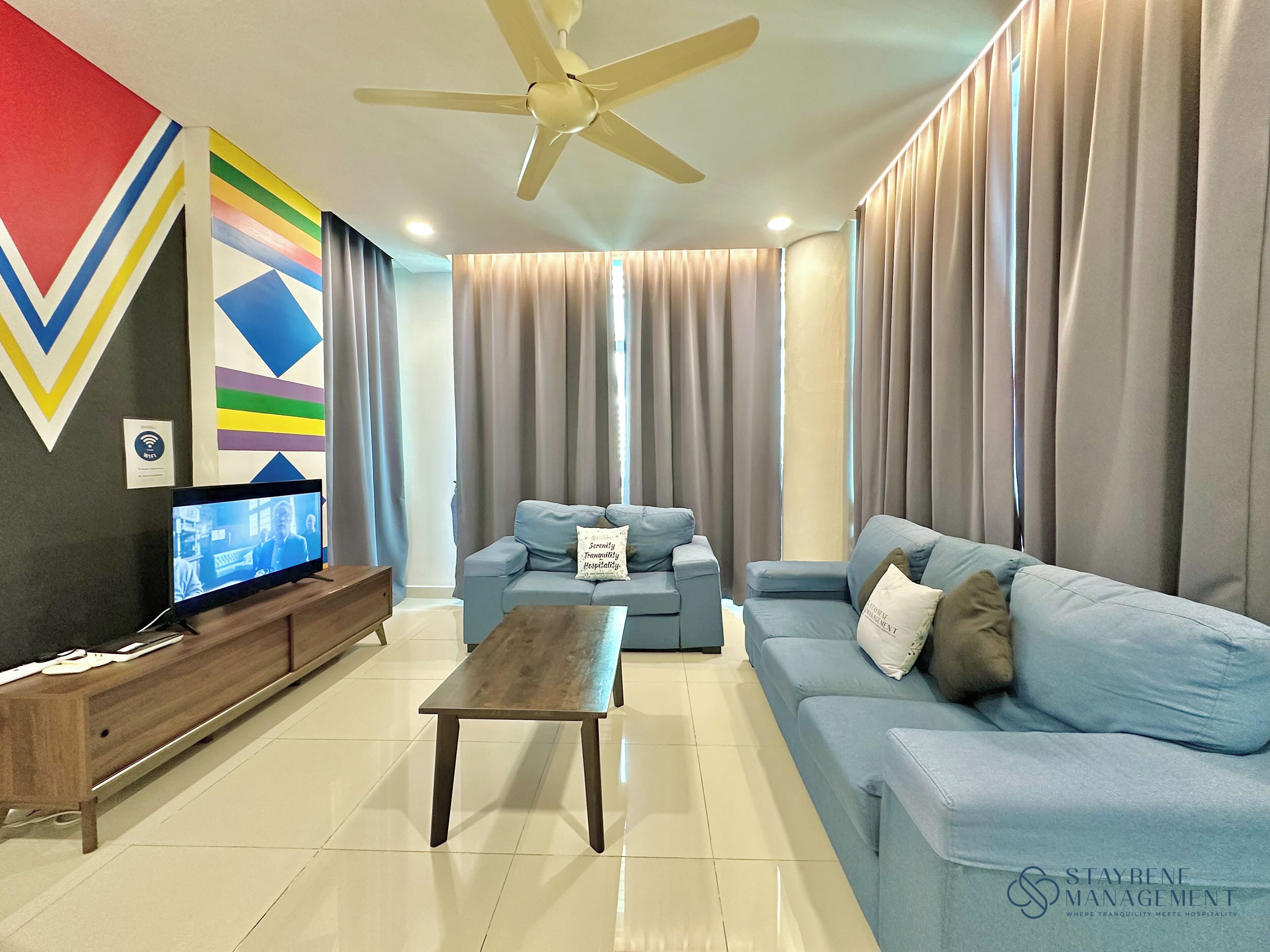 舒適複式房屋, 4 間臥室, 非吸煙房, 冰箱和微波爐 | 起居區