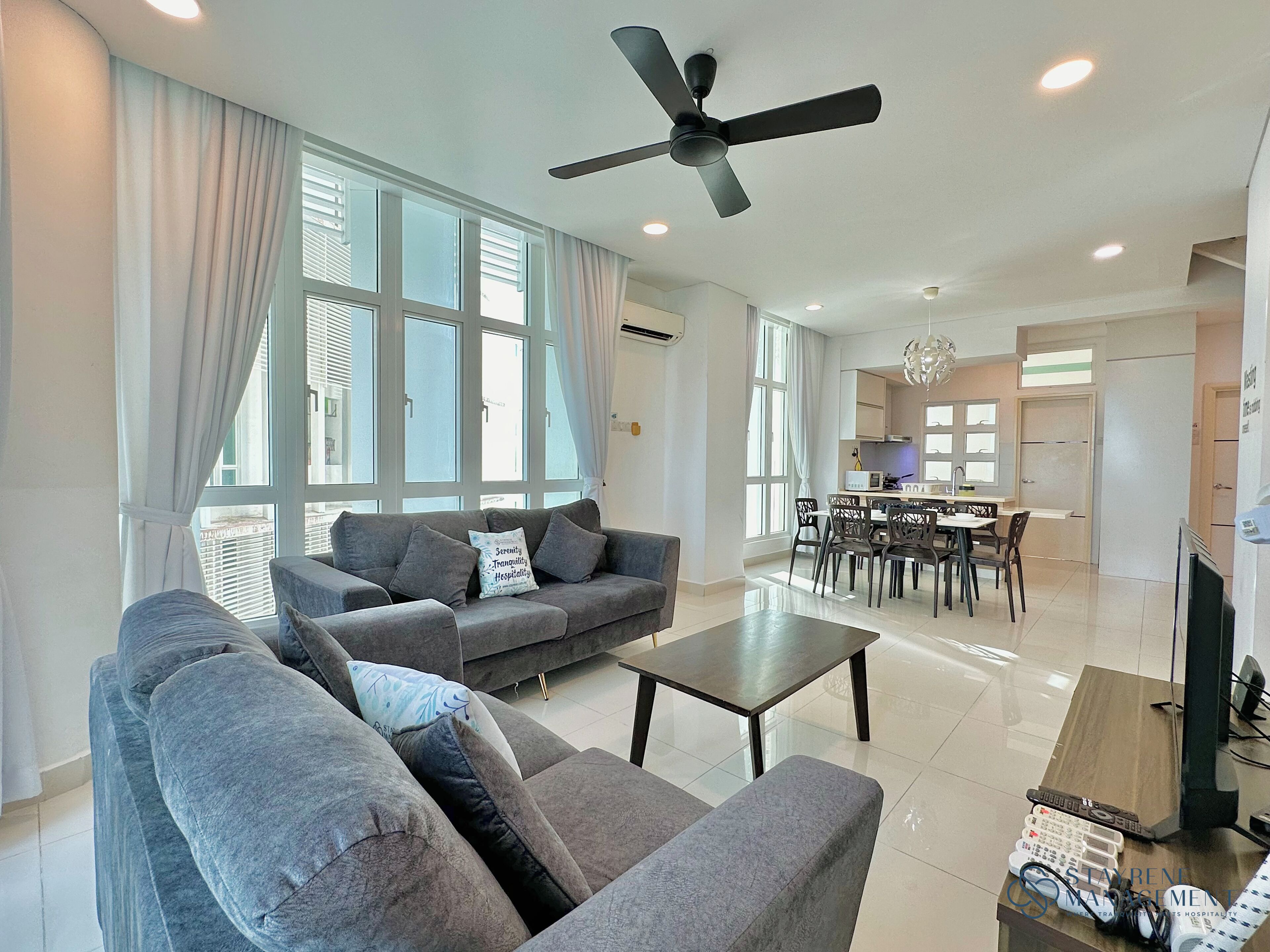 Comfort Duplex, 4 Bedrooms, Non Smoking, Air conditioning | Living area