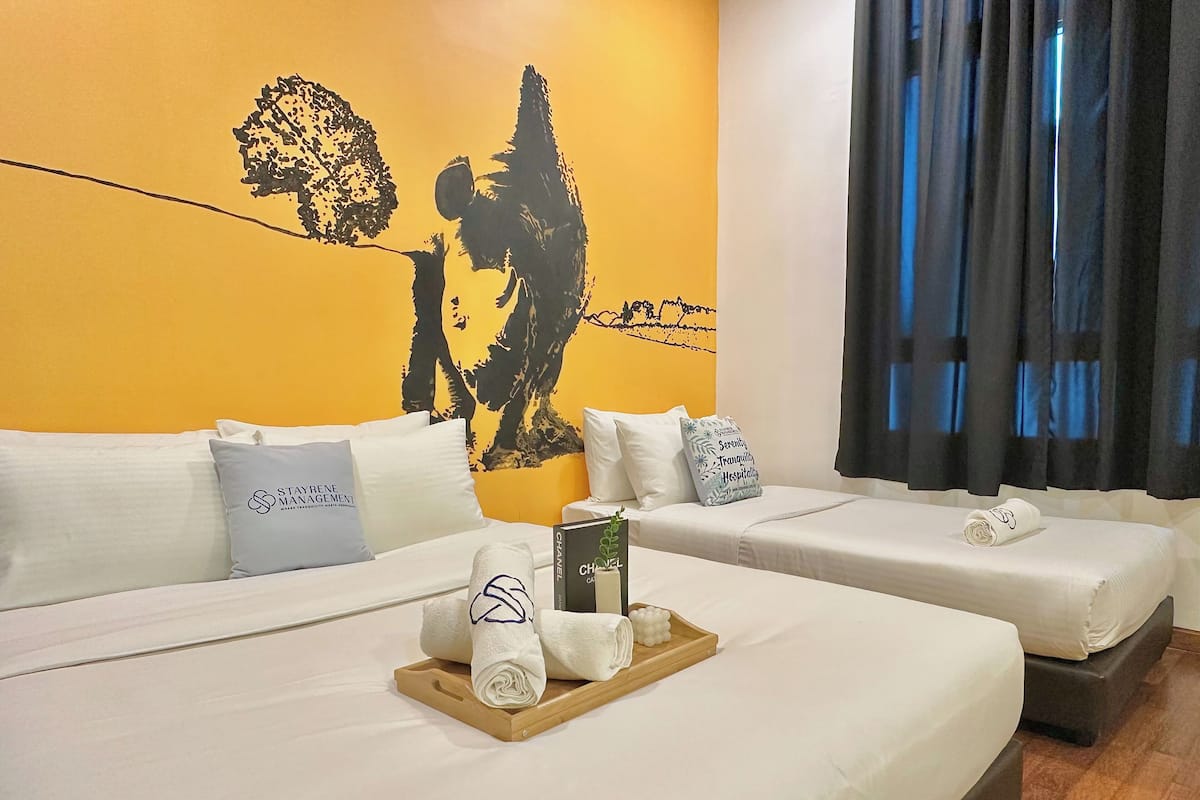 Comfort-Apartment, 2 Schlafzimmer, Balkon, Stadtblick | Verdunkelungsvorhänge, Bügeleisen/Bügelbrett, kostenloses WLAN