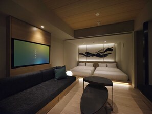 Rum (HANA - Flower, Japanese Modern) | Värdeförvaringsskåp på rummet och gratis wi-fi