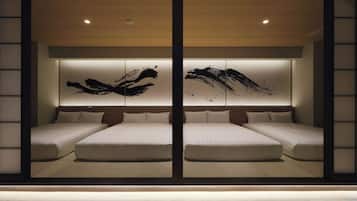 In-room safe, free WiFi, bed sheets