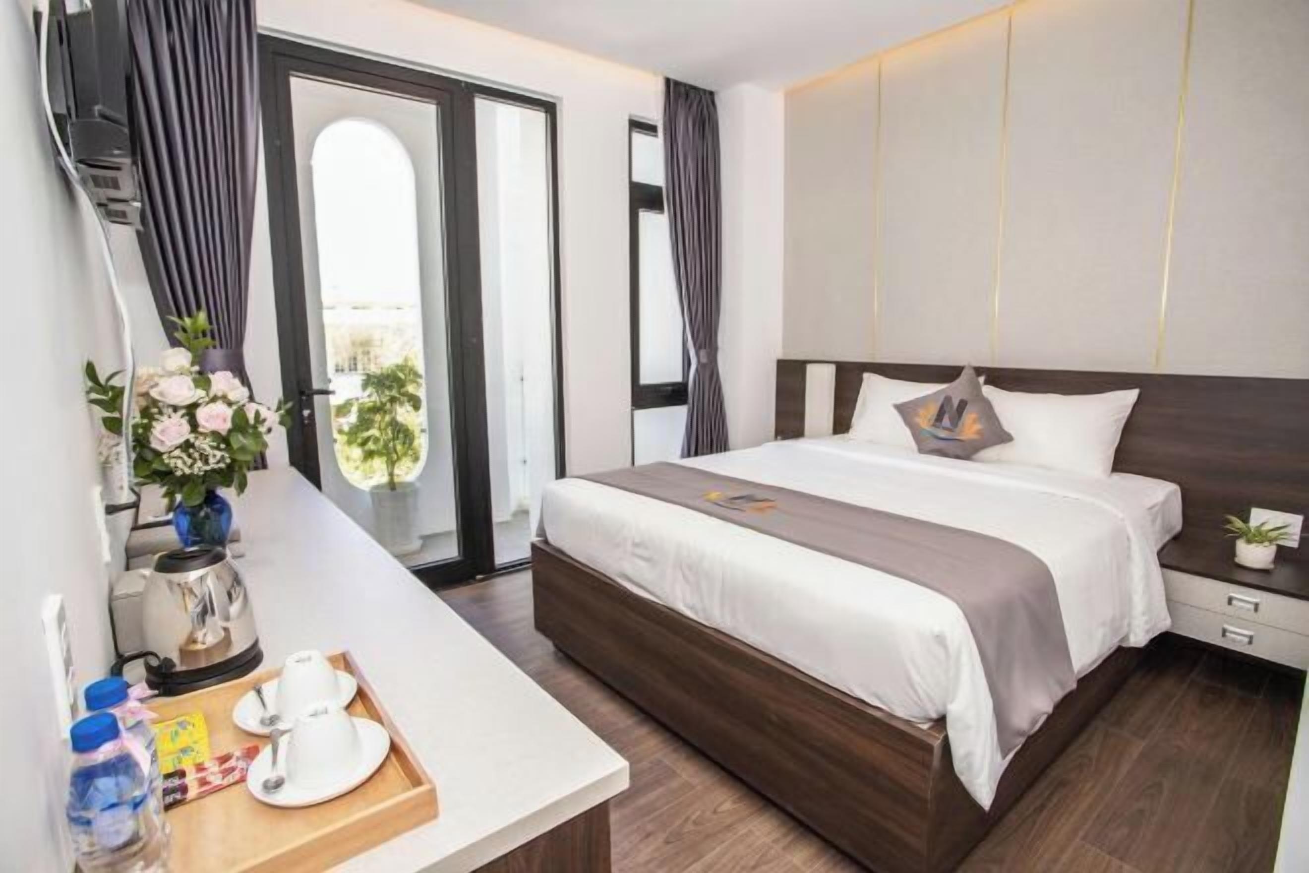 Bügeleisen/Bügelbrett, kostenloses WLAN