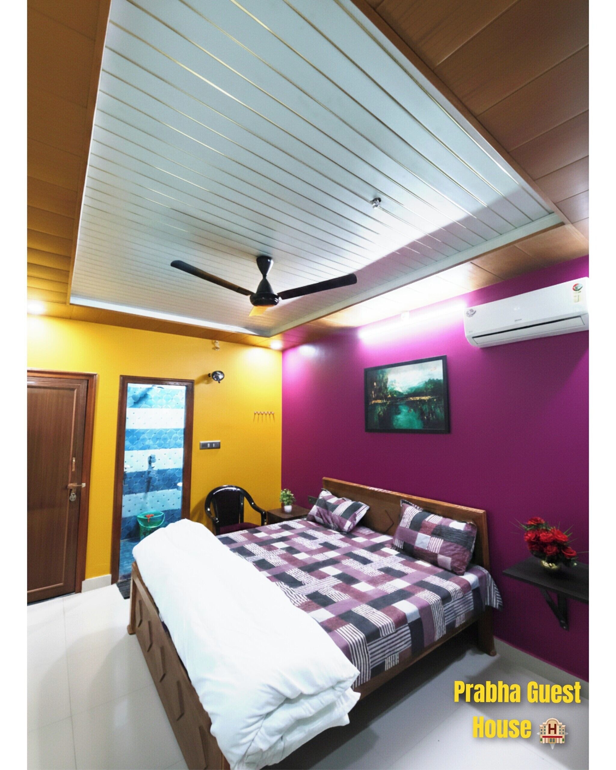 Luxury Double Room | Desk, laptop workspace, iron/ironing board, free WiFi