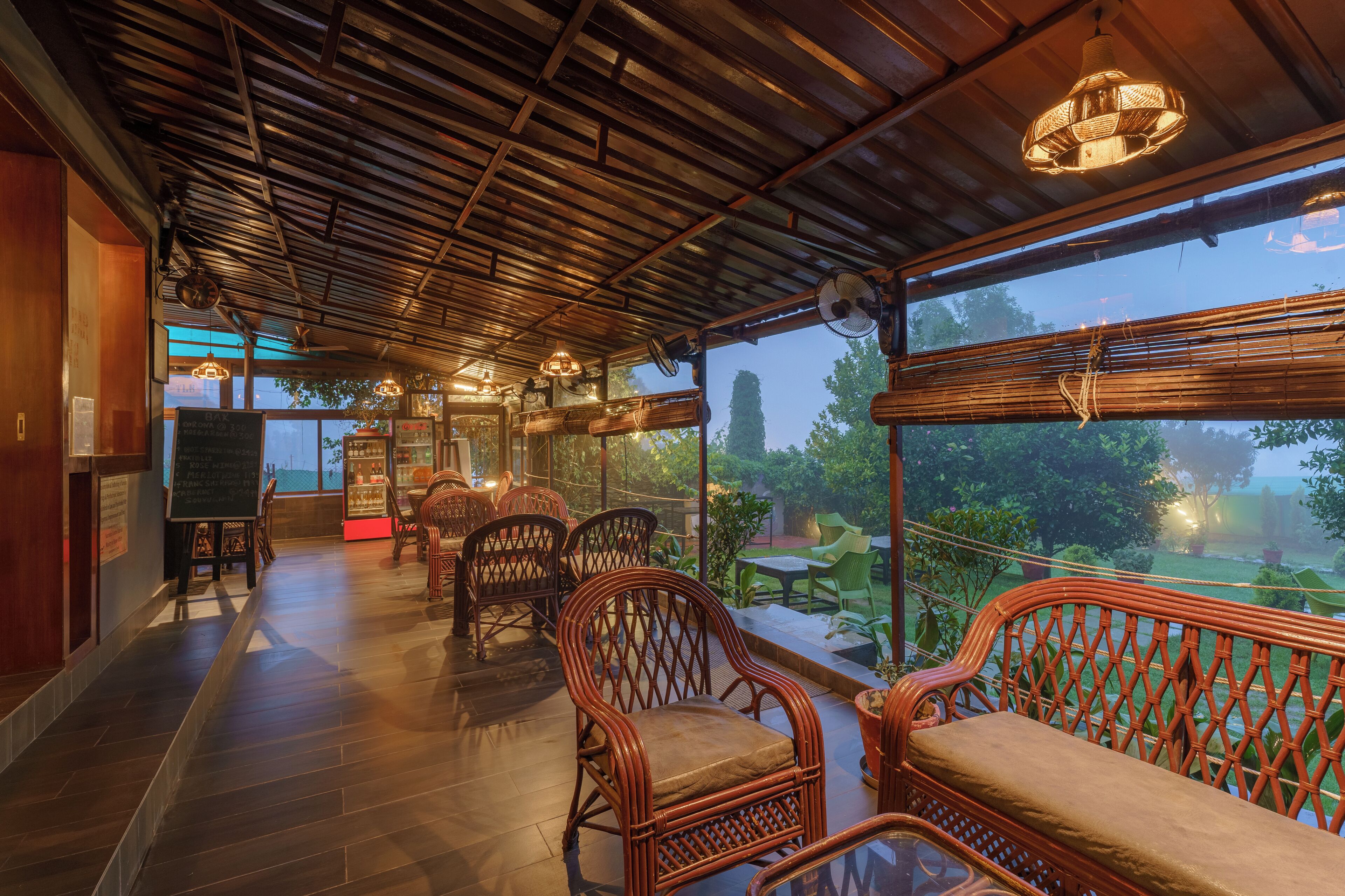 Daily buffet breakfast (INR 1120 per person)